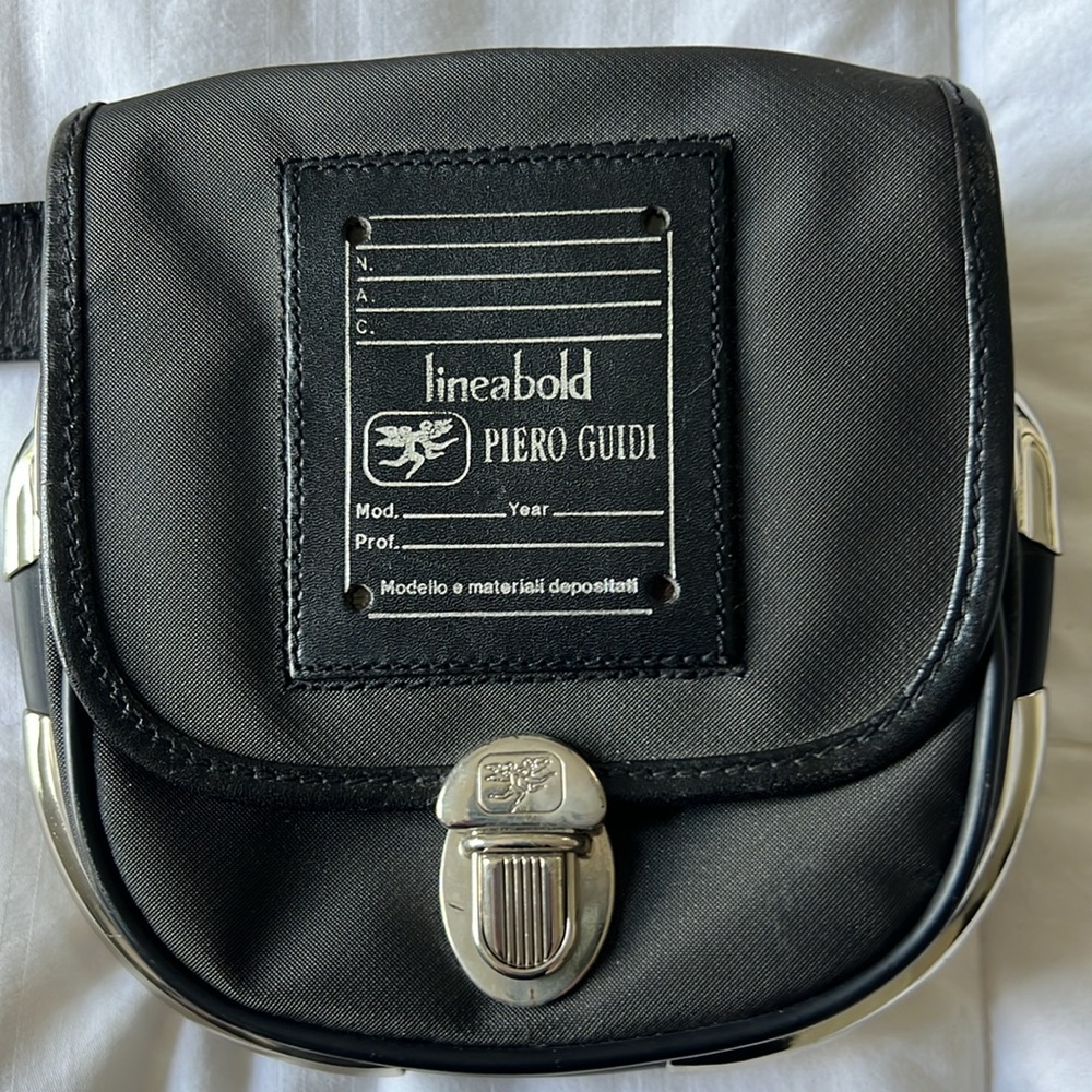 Waist belt purse - purchased in Peru Beautiful unique piece with chrome hardware